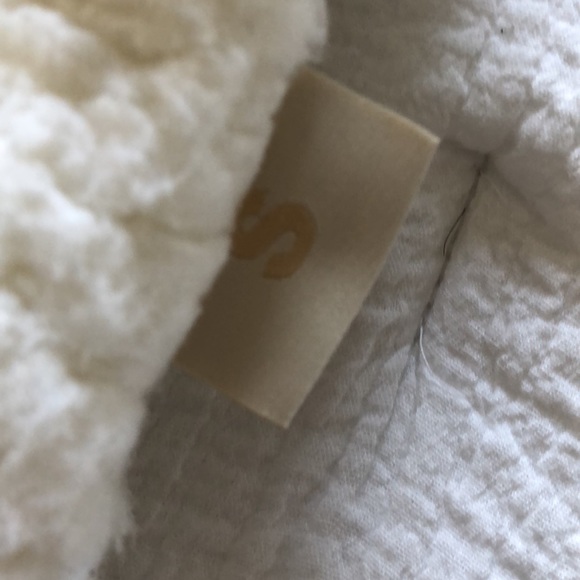 XMWEALTHY White Plush Swaddle Blanket - Picture 2 of 11